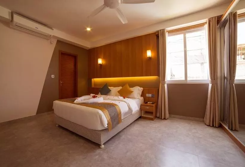Fotos del hotel Kuredhi Beach Inn:  12