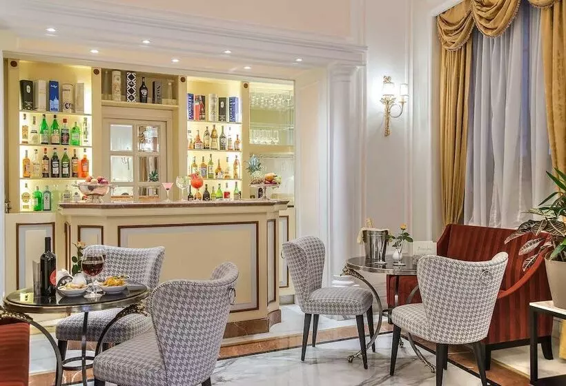 Fotos del hotel Albergo Del Senato:  3