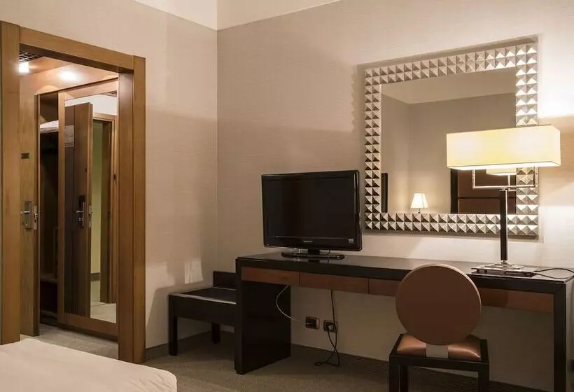 Fotos del hotel Flyon  & Conference Center:  13