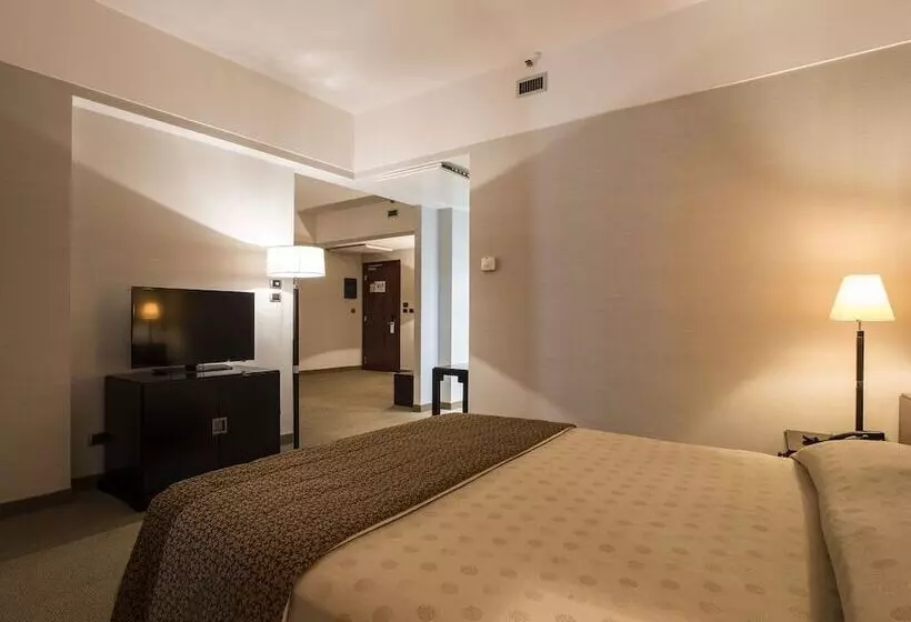 Fotos del hotel Flyon  & Conference Center:  19