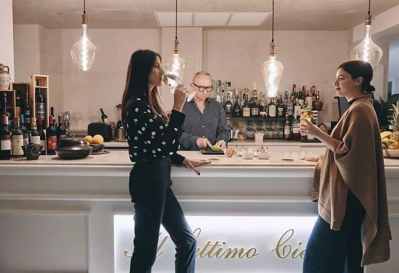 Fotos del hotel Villa Paradiso:  3