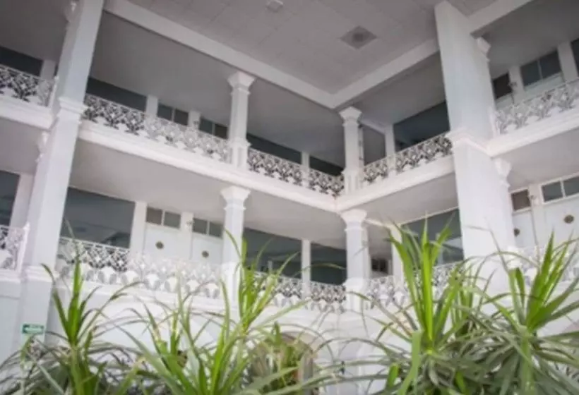 Fotos del hotel Paraíso Express:  13