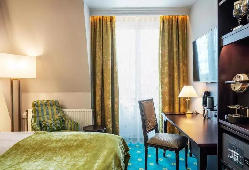 Fotos del hotel Bristol:  18