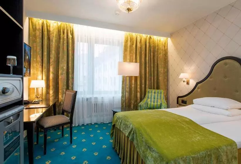 Fotos del hotel Bristol:  11