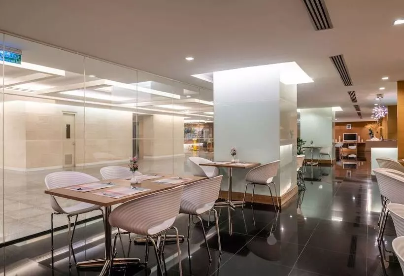 Fotos del hotel Baiyoke Suite:  21