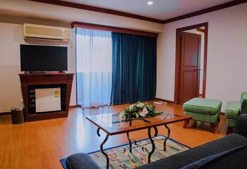 Baiyoke Suite