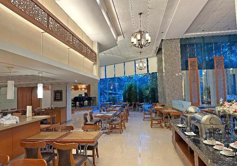 Fotos del hotel Lanna Palace 2004:  4