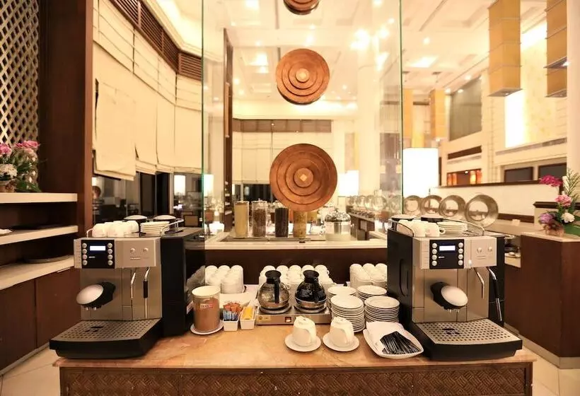 Fotos del hotel The Imperial Hotel & Convention Centre Korat:  12