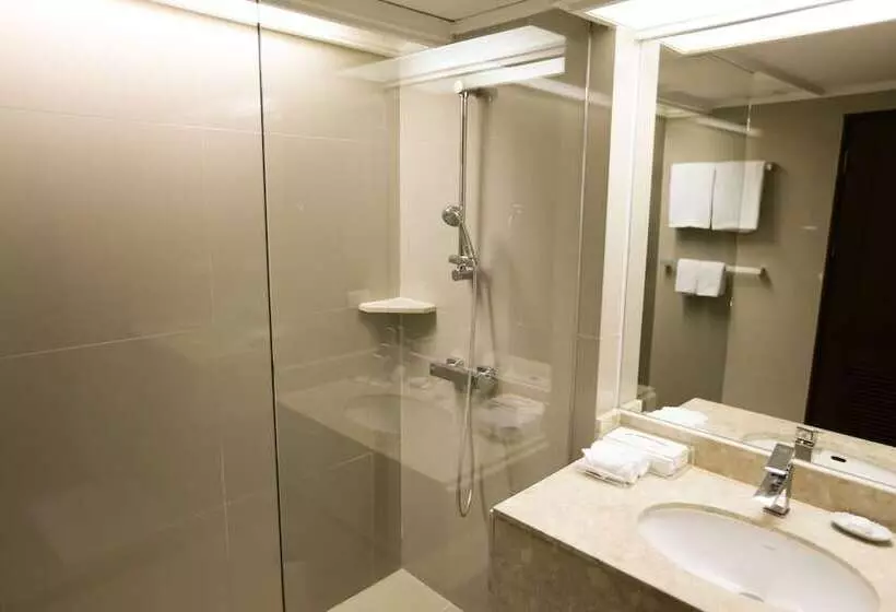 Fotos del hotel The Imperial Hotel & Convention Centre Korat:  8