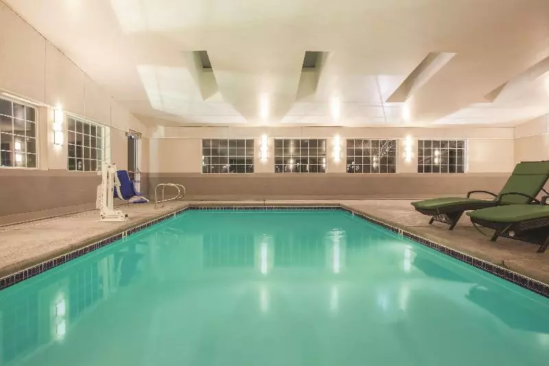 Fotos del hotel La Quinta Inn &amp; Suites By Wyndham Las Vegas Nellis:  2