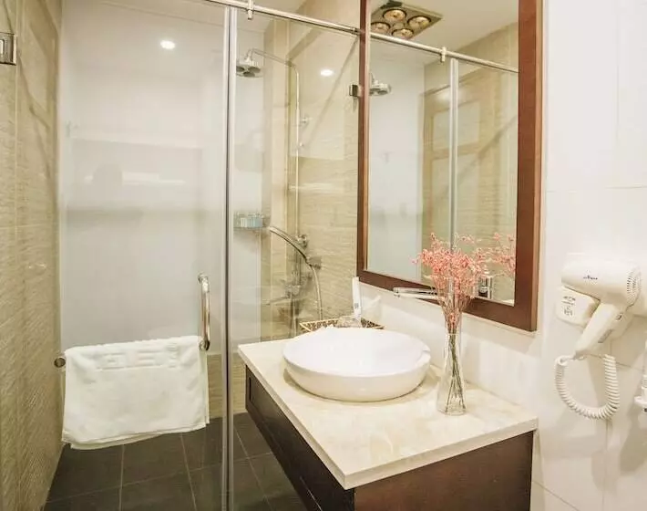 Fotos del hotel Hanoian Lakeside:  14