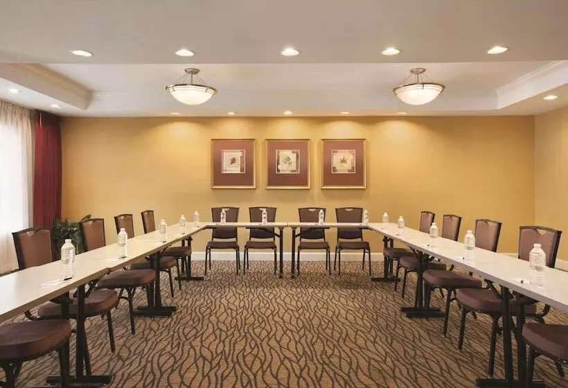 Fotos del hotel Country Inn & Suites By Radisson, Atlanta Airport North, Ga:  6