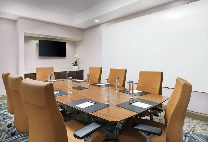 Fotos del hotel Courtyard By Marriott Orlando Downtown:  7