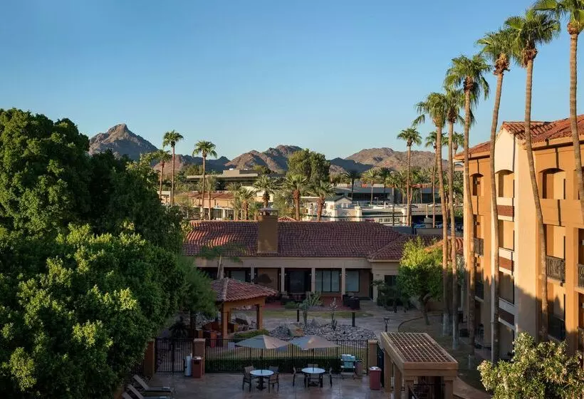 Fotos del hotel Sonesta Select Phoenix Camelback:  8