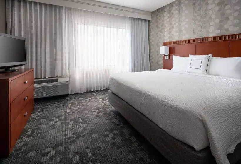 Sonesta Select Phoenix Camelback