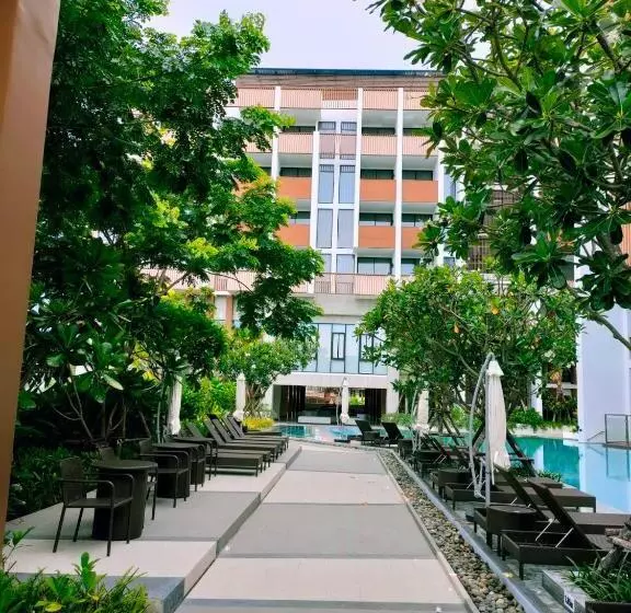 Isanook Resort & Suites Hua Hin  Sha Plus Certified