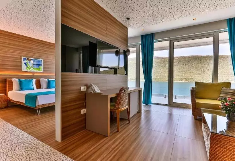 Fotos del hotel Carine  Kumbor:  14