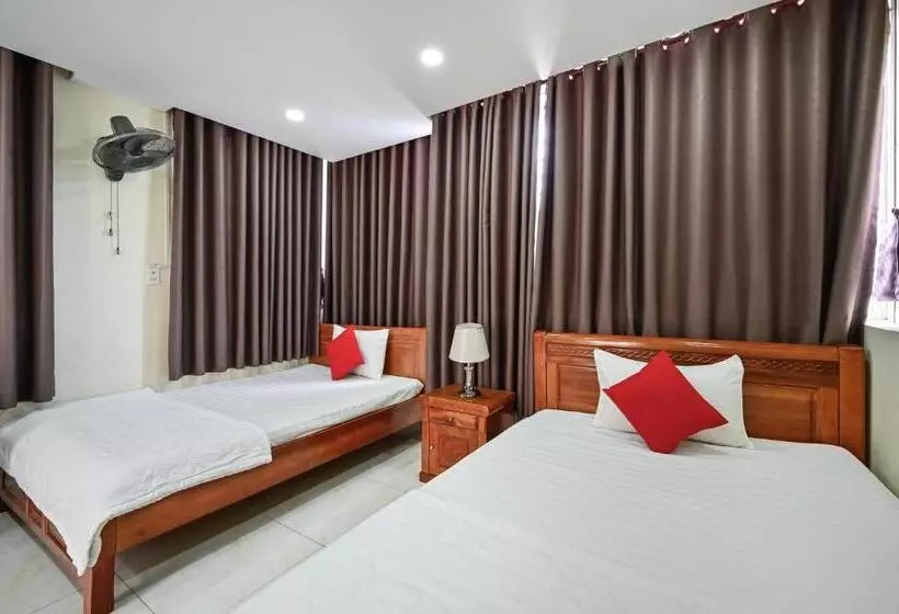 Fotos del hotel Reddoorz Plus Near Hoang Van Thu Park:  17