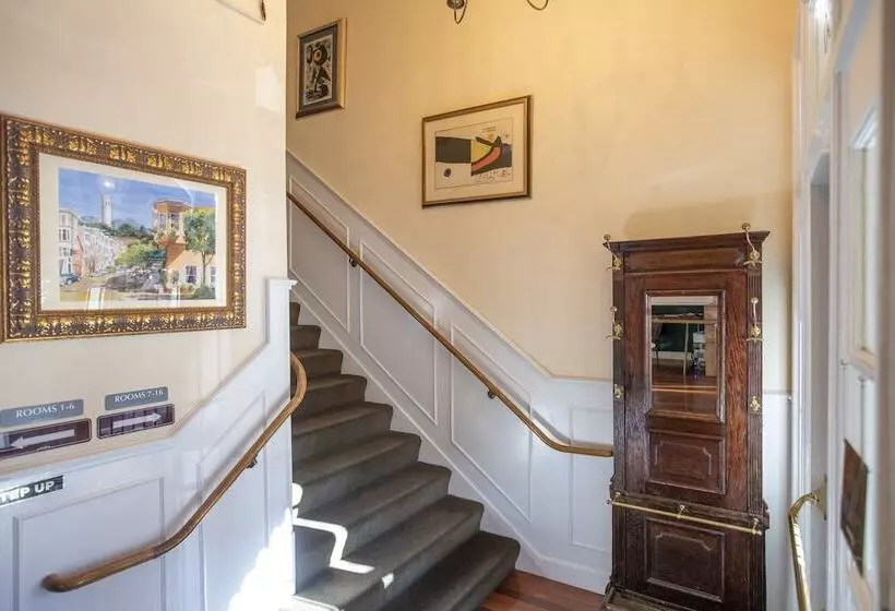 Fotos del hotel Washington Square Inn:  2