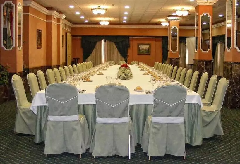 Fotos del hotel Infanta Cristina:  22