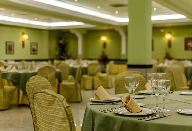 Fotos del hotel Infanta Cristina:  13