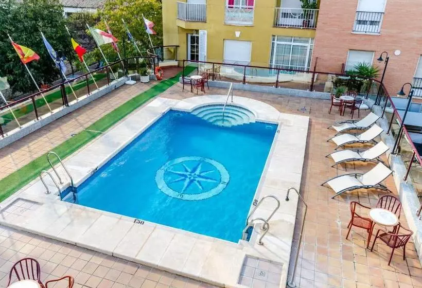 Fotos del hotel Infanta Cristina:  3