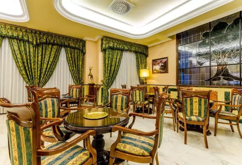 Fotos del hotel Infanta Cristina:  23