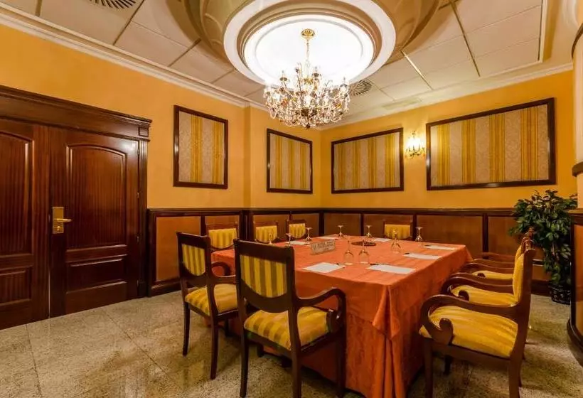 Fotos del hotel Infanta Cristina:  21