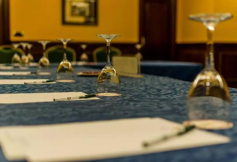 Fotos del hotel Infanta Cristina:  18