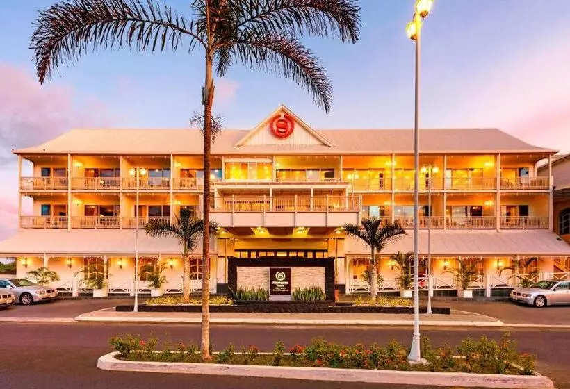 Sheraton Samoa Aggie Grey’s Hotel & Bungalows
