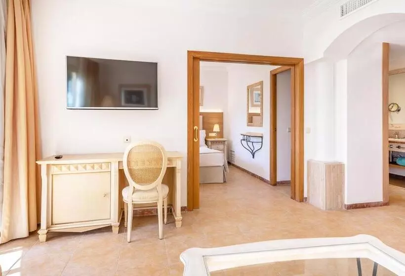 Fotos del hotel VIVA Cala Mesquida Suites & Spa - Adults Only 16+:  25