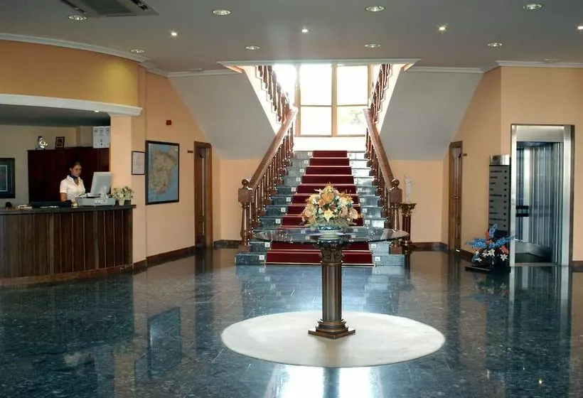 Fotos del hotel Emperatriz Iii:  5