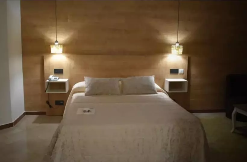 Fotos del hotel Emperatriz Iii:  10