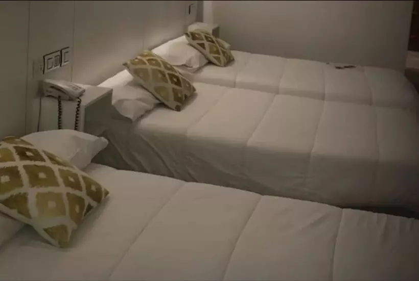 Fotos del hotel Emperatriz Iii:  18