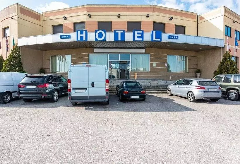 Fotos del hotel Emperatriz Iii:  9