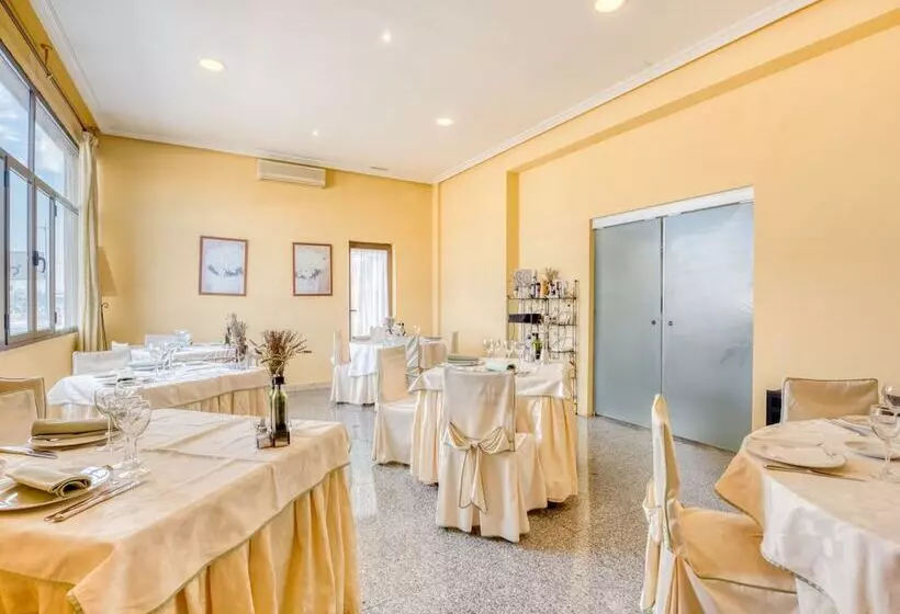 Fotos del hotel Emperatriz Iii:  12
