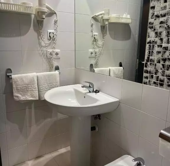 Fotos del hotel La Albarizuela:  12