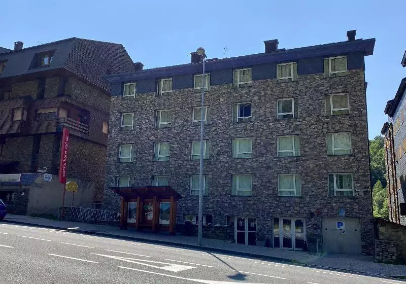 Fotos del hotel Somriu Hotel Vall Ski:  1