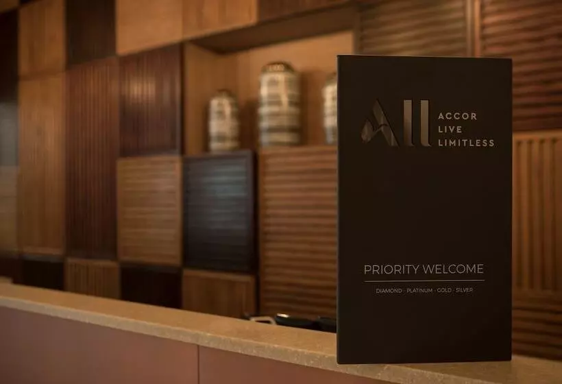 Fotos del hotel Ibis Casablanca Abdelmoumen:  9
