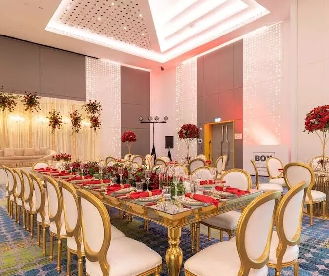 Fotos del hotel Radisson Red Dubai Silicon Oasis:  78