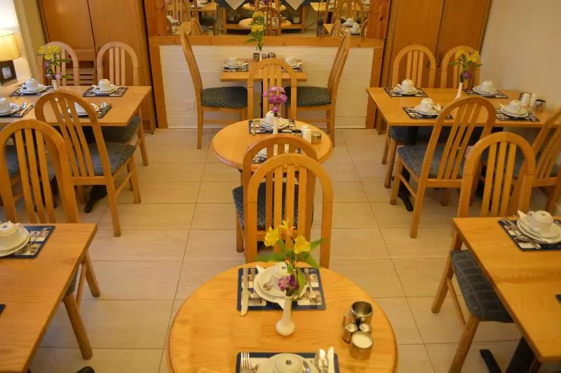 Fotos del hotel Falcon Hotel:  7