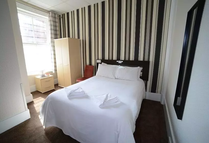 Fotos del hotel The Arncliffe Lodge  Near Blackpool Tower:  4