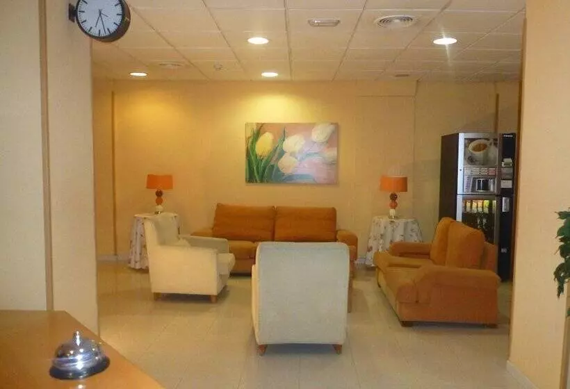 Fotos del hotel Hostal El Val:  8