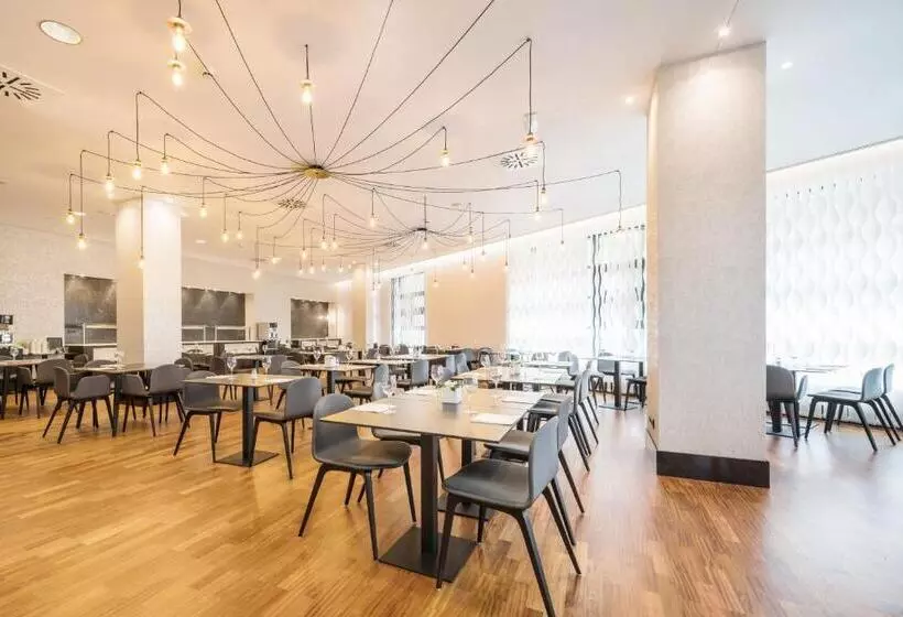 Fotos del hotel Ilunion Pio Xii:  16