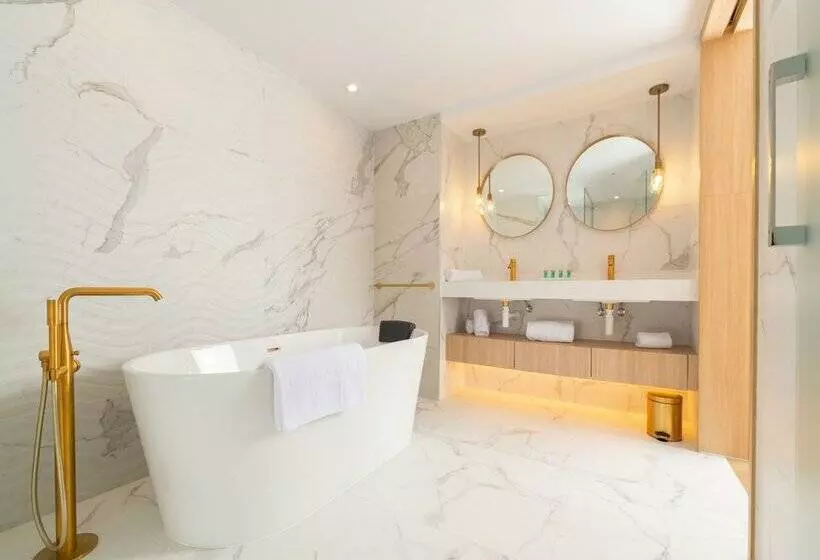 Fotos del hotel L Azure  4 Sup:  94