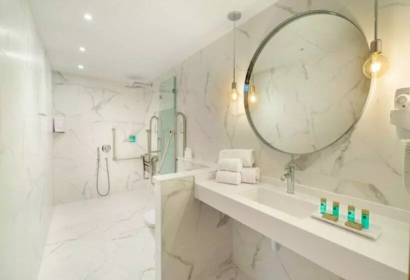 Fotos del hotel L Azure  4 Sup:  50