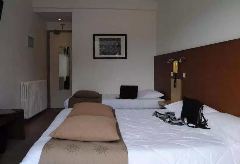 Fotos del hotel Hôtel Notre Dame De La Sarte:  34