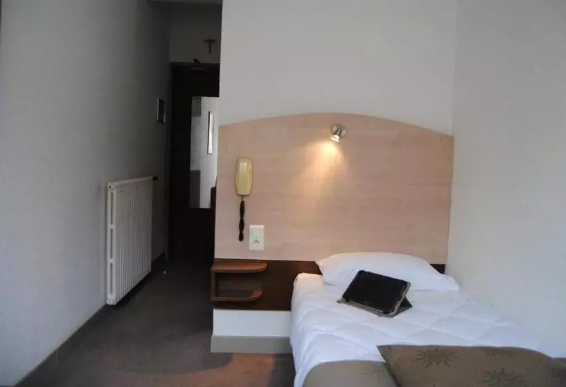 Fotos del hotel Hôtel Notre Dame De La Sarte:  4