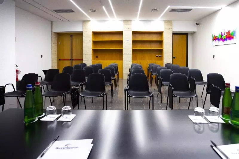 Fotos del hotel Bv Hotel Oly:  5