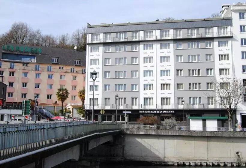 Fotos del hotel Hôtel Notre Dame De La Sarte:  63